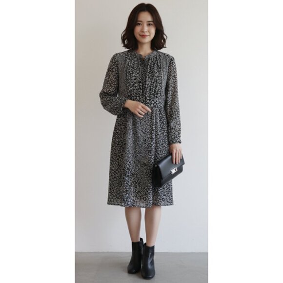 BURBERRY BRIT 100% Silk Ditsy Floral Crepe Pintuck Dress Academia Preppy Luxury - Picture 1 of 16